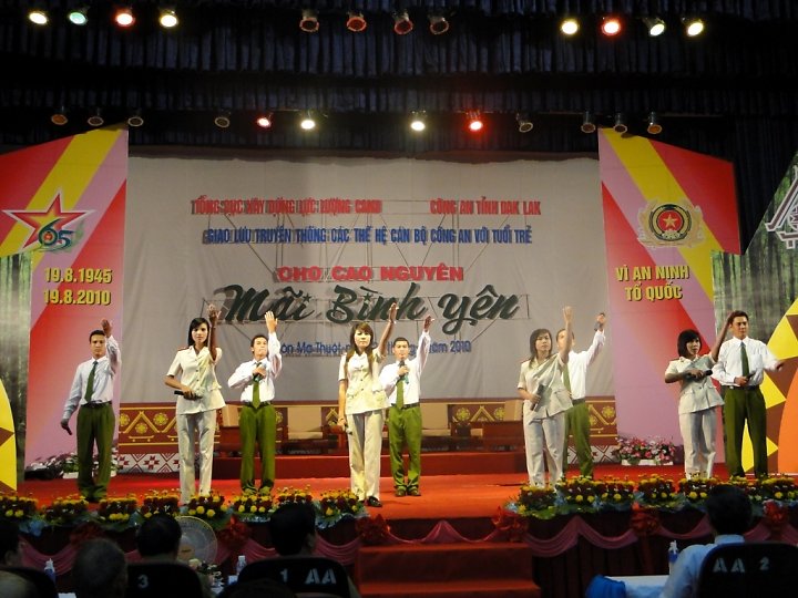 Gặp mặt nhân Ngày truyền thống  lực lượng Công an Nhân dân